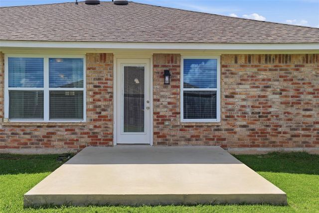 1730 Huntington Court, Newcastle, OK 73065