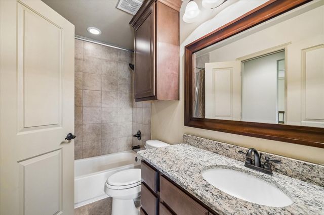 3 Shearling Court, The Woodlands, TX 77389