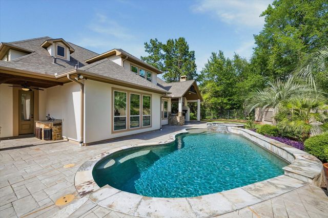 3 Shearling Court, The Woodlands, TX 77389