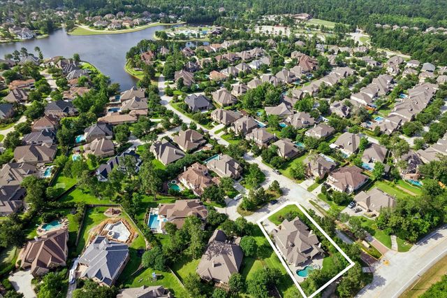 3 Shearling Court, The Woodlands, TX 77389