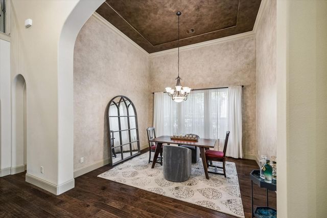 3 Shearling Court, The Woodlands, TX 77389