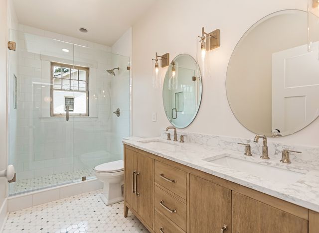 1708 Holly St, Nashville, TN 37206