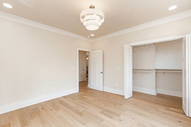 1708 Holly St, Nashville, TN 37206