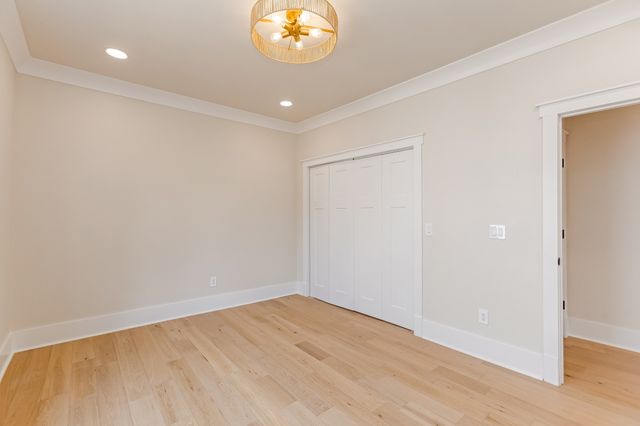 1708 Holly St, Nashville, TN 37206