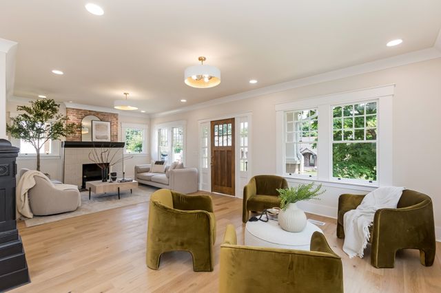 1708 Holly St, Nashville, TN 37206