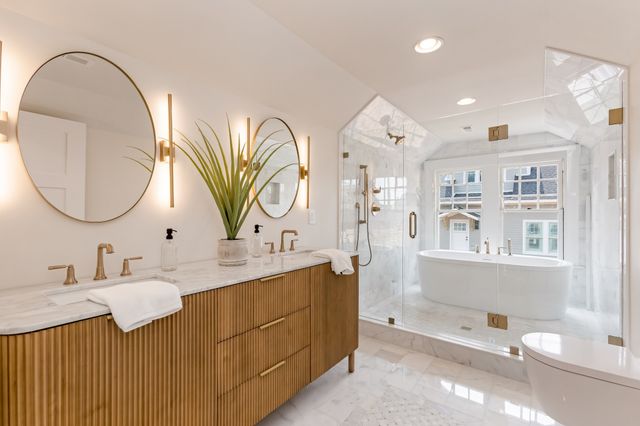 1708 Holly St, Nashville, TN 37206