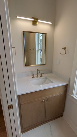 1708 Holly St, Nashville, TN 37206