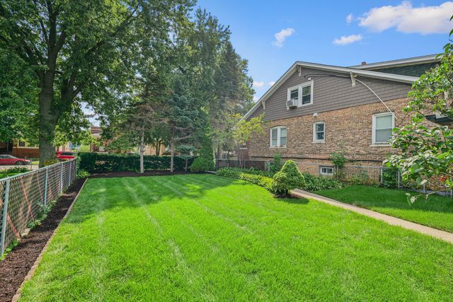 1346 Highland Avenue, Berwyn, IL 60402