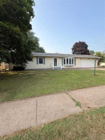 1470 Cummings Avenue, Eau Claire, WI 54701