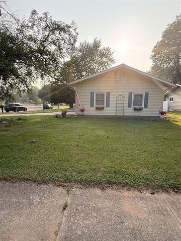 1470 Cummings Avenue, Eau Claire, WI 54701