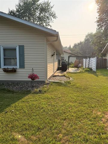 1470 Cummings Avenue, Eau Claire, WI 54701