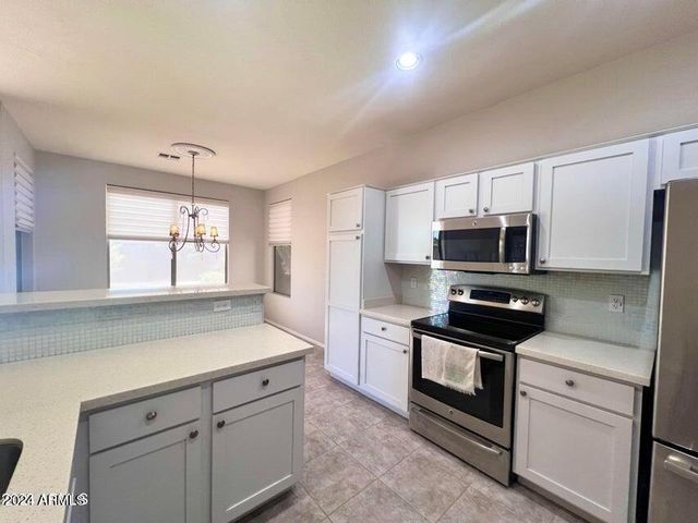 2821 E TYSON Street, Chandler, AZ 85225