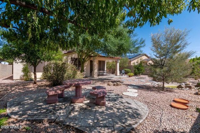 2821 E TYSON Street, Chandler, AZ 85225