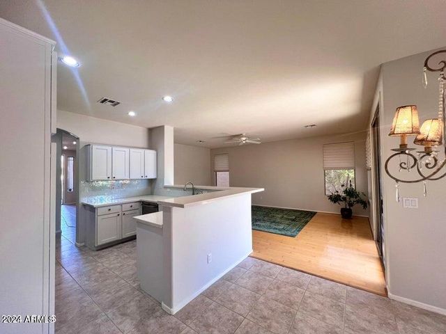 2821 E TYSON Street, Chandler, AZ 85225