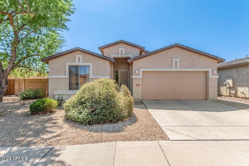 2821 E TYSON Street, Chandler, AZ 85225