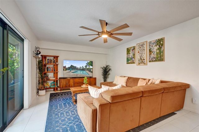 9925 NW 6th Court, Plantation, FL 33324