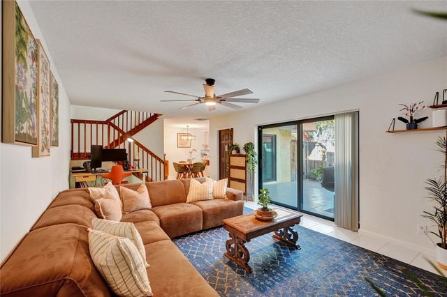 9925 NW 6th Court, Plantation, FL 33324