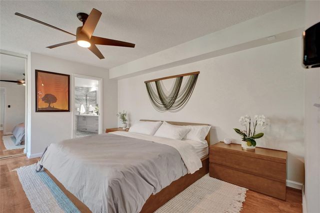 9925 NW 6th Court, Plantation, FL 33324