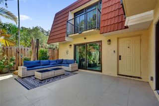 9925 NW 6th Court, Plantation, FL 33324