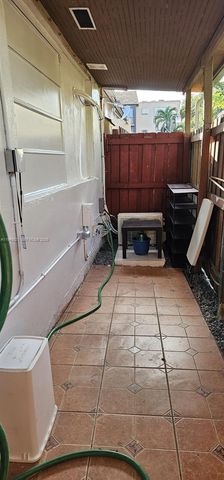 120 SW 108th Ave I1, Sweetwater, FL 33174