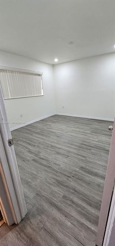 120 SW 108th Ave I1, Sweetwater, FL 33174