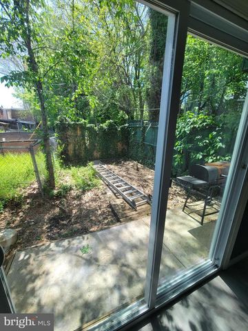 210 E 14TH ST, Wilmington, DE 19801