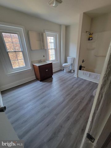 210 E 14TH ST, Wilmington, DE 19801