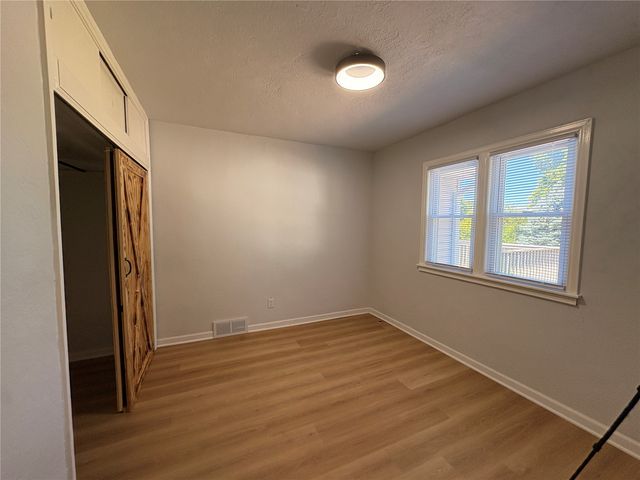 1230 Belmont Parkway NW, Cedar Rapids, IA 52405