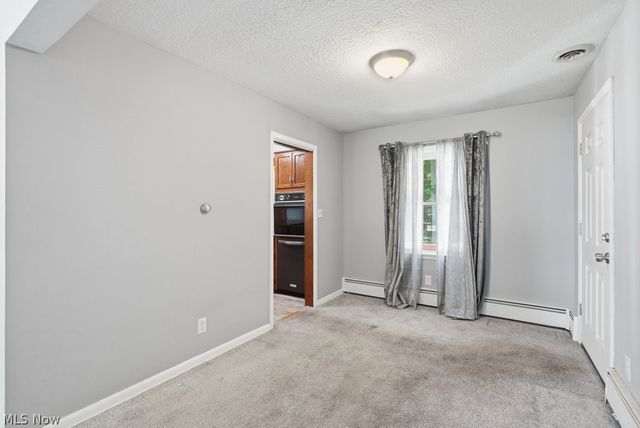 136 Pinehurst Road, Munroe Falls, OH 44262