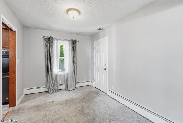 136 Pinehurst Road, Munroe Falls, OH 44262