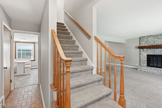 136 Pinehurst Road, Munroe Falls, OH 44262