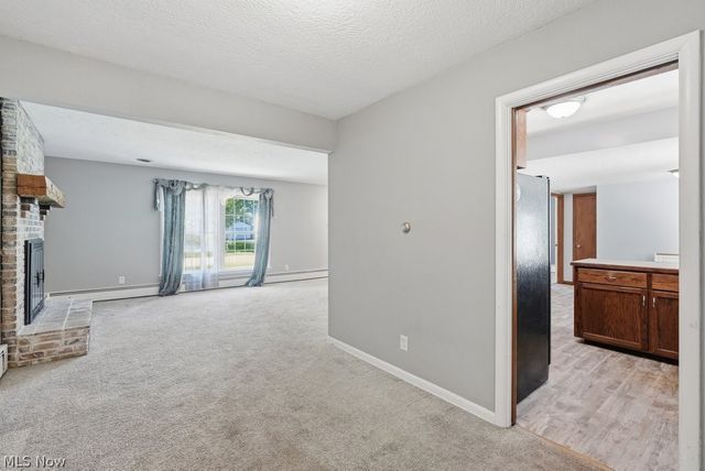 136 Pinehurst Road, Munroe Falls, OH 44262