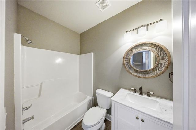 5060 Lloyd Lane, Cumming, GA 30040