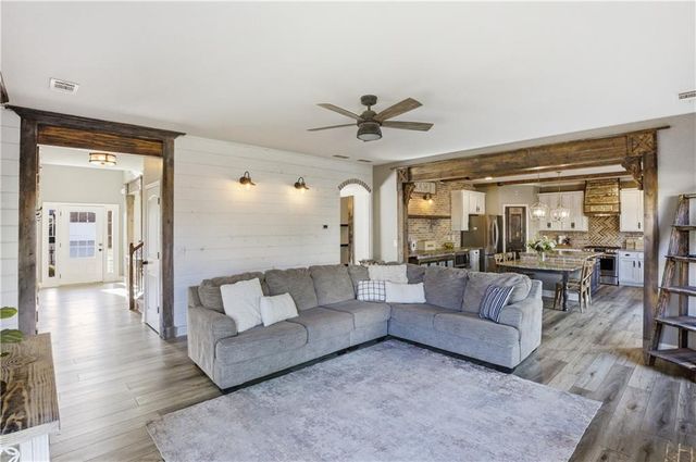 5060 Lloyd Lane, Cumming, GA 30040