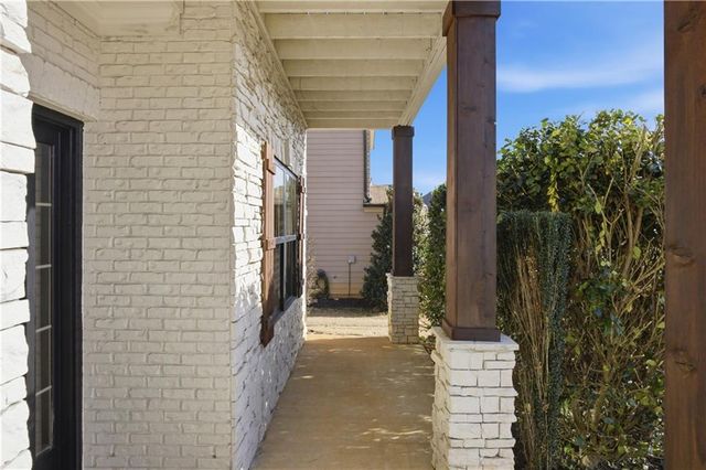 5060 Lloyd Lane, Cumming, GA 30040