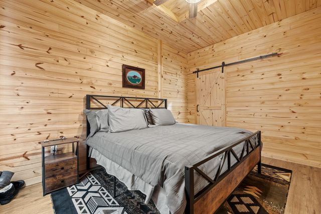 11571 Co Road 76-211, Ava, MO 65608