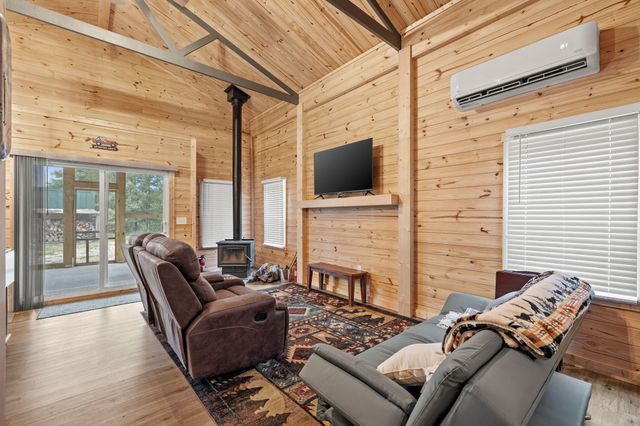 11571 Co Road 76-211, Ava, MO 65608