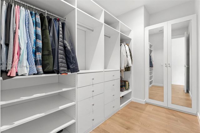 3276 Day Ave 3276, Miami, FL 33133