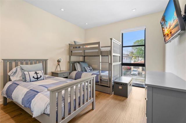 3276 Day Ave 3276, Miami, FL 33133