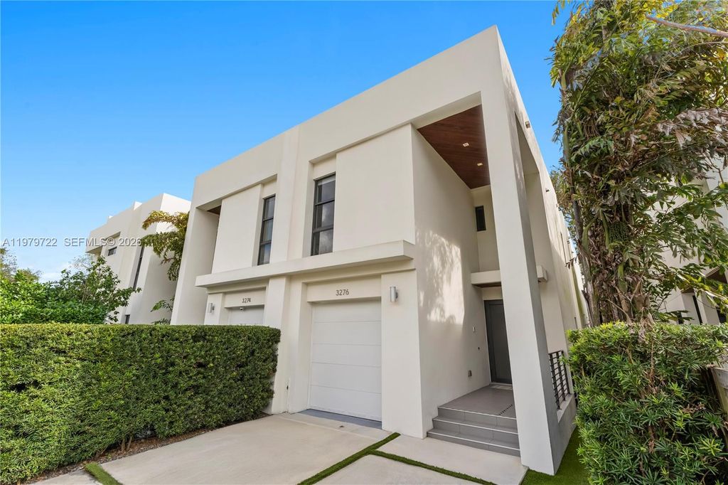 3276 Day Ave 3276, Miami, FL 33133