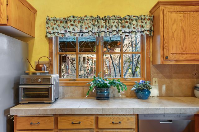 64742 Sylvan Loop, Bend, OR 97701