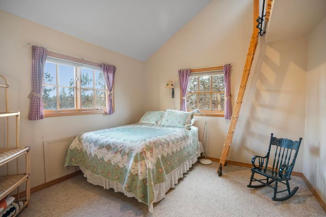 64742 Sylvan Loop, Bend, OR 97701