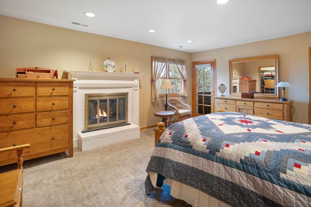 64742 Sylvan Loop, Bend, OR 97701