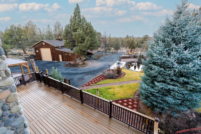 64742 Sylvan Loop, Bend, OR 97701