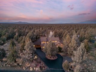 64742 Sylvan Loop, Bend, OR 97701