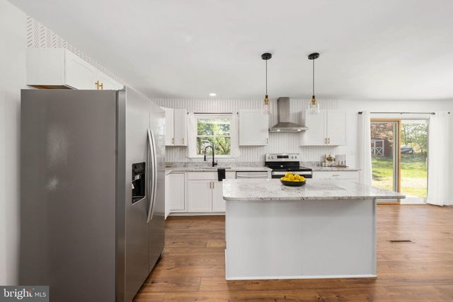 18493 COLONIAL DR, Culpeper, VA 22701