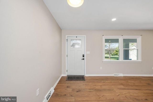 18493 COLONIAL DR, Culpeper, VA 22701