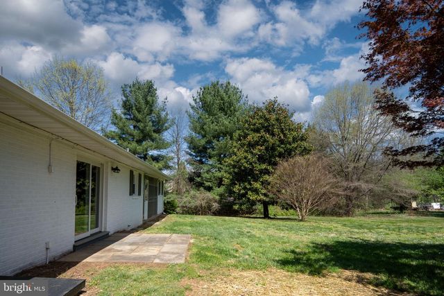 18493 COLONIAL DR, Culpeper, VA 22701