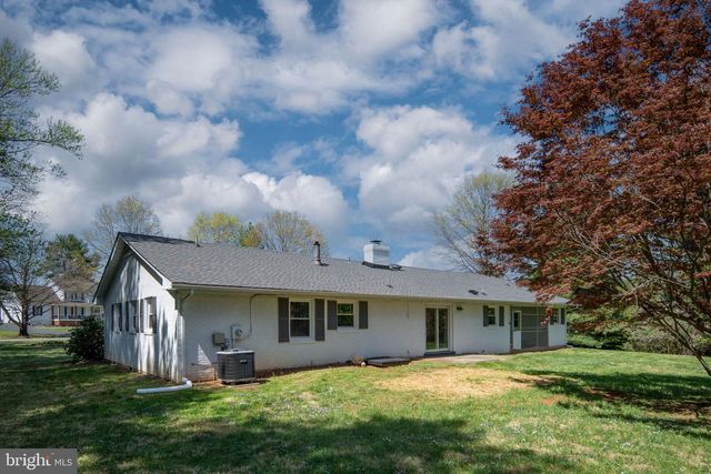18493 COLONIAL DR, Culpeper, VA 22701