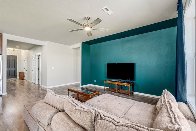 1019 Hilltop Ave NE, Quincy, WA 98848